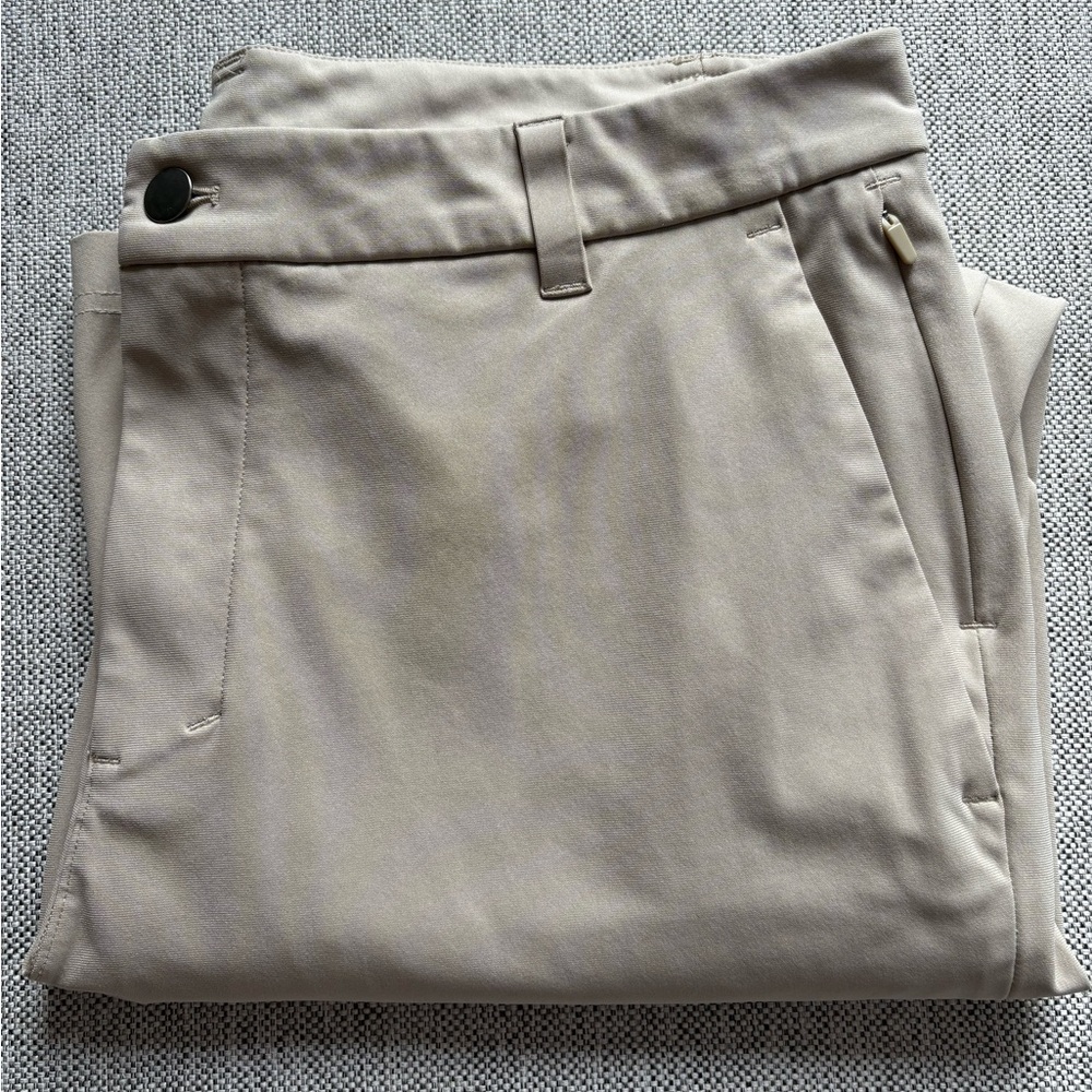 Men’s Lululemon Commission Pants - 34 Waist